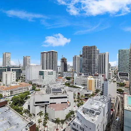 Special Offer - Miami 2Br - 1 & Half Bath - Steps To Kaseya Center Apartamento